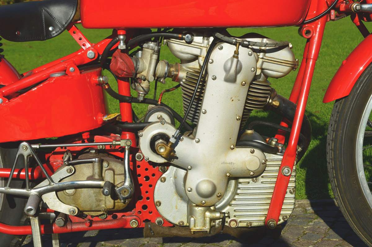 Benelli 250 Single Cylinder For Sale Specifications, Price and Images