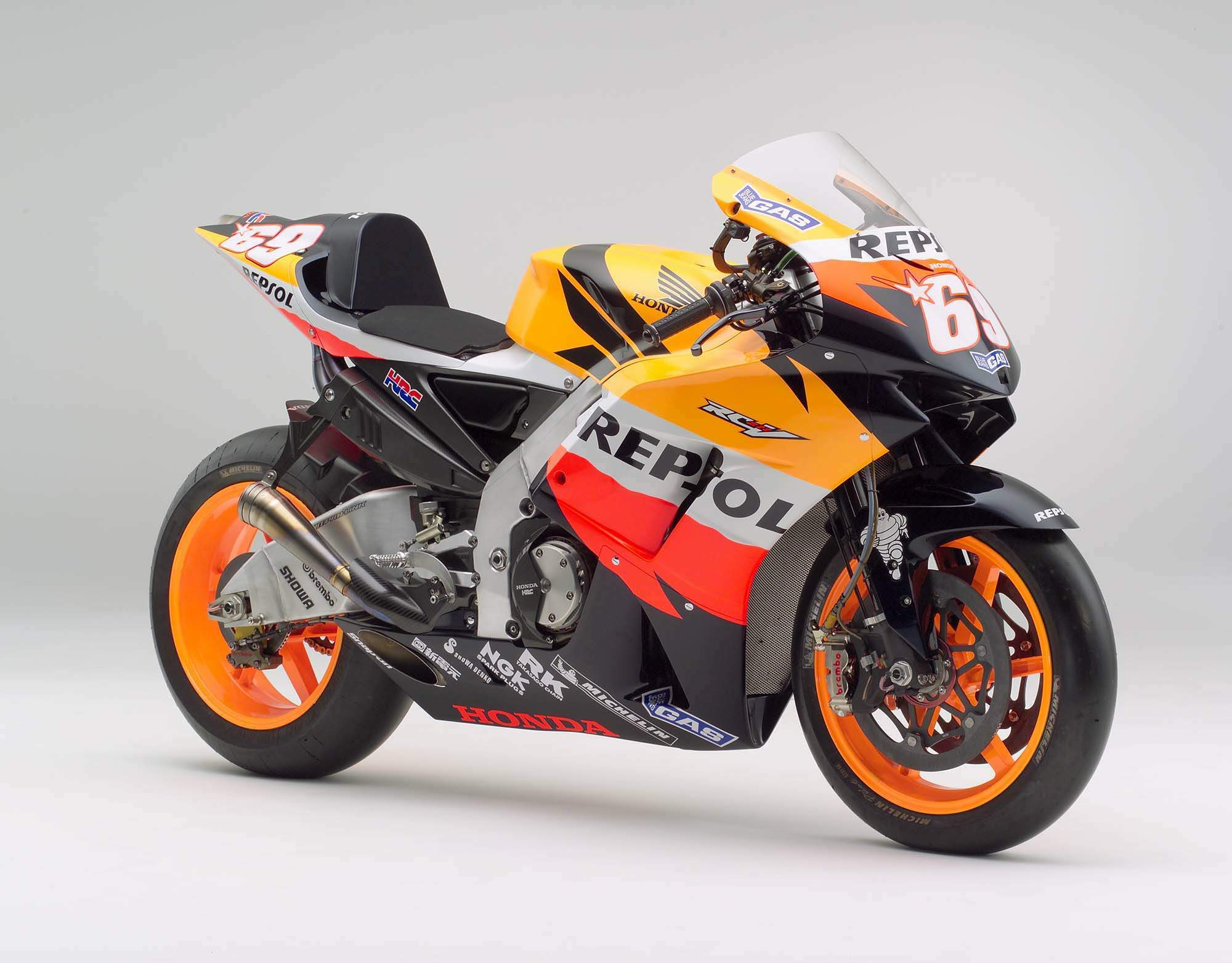 Honda RC211V  2004 - 2006 For Sale Specifications, Price and Images