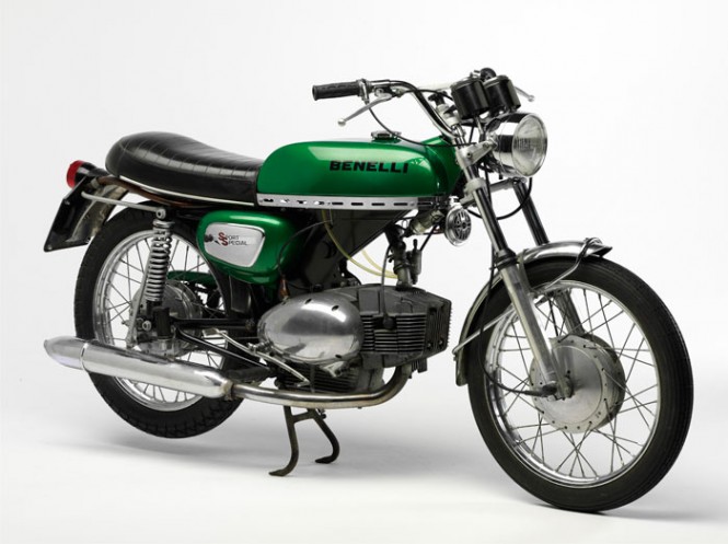 Benelli 250 Sport Special For Sale Specifications, Price and Images