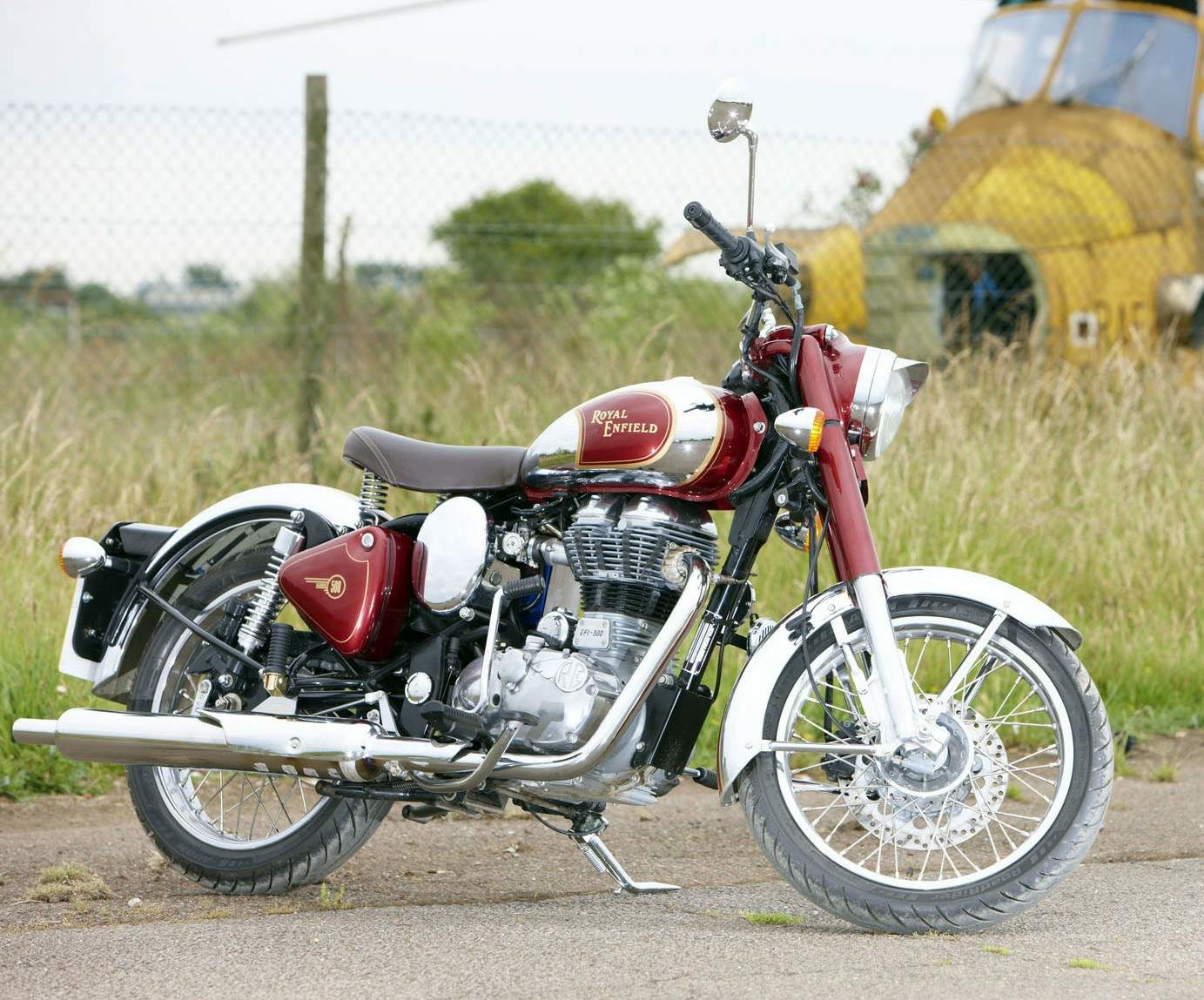 Royal Enfield Bullet C5 
Classic Chrome EFI For Sale Specifications, Price and Images