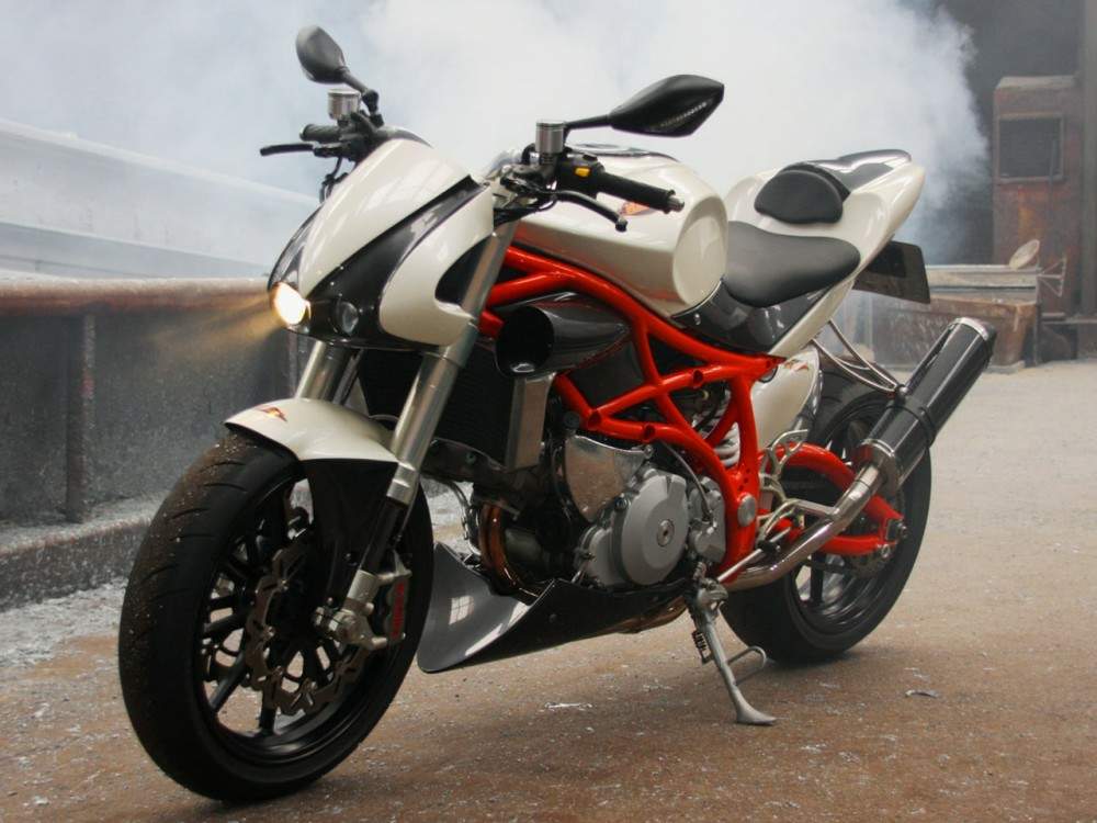 Nelis 
1000R For Sale Specifications, Price and Images