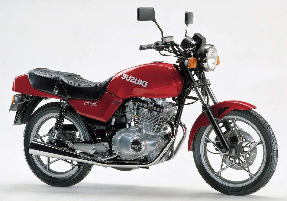 Suzuki GSX 250E For Sale Specifications, Price and Images