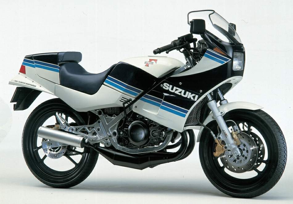 Suzuki RG 250 Gamma For Sale Specifications, Price and Images