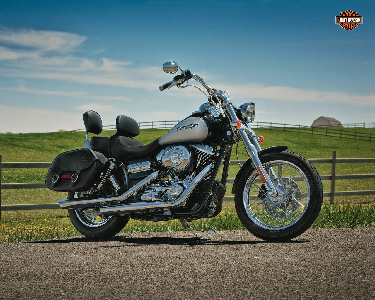 Harley Davidson FXDC Dyna Super Glide Custom For Sale Specifications, Price and Images