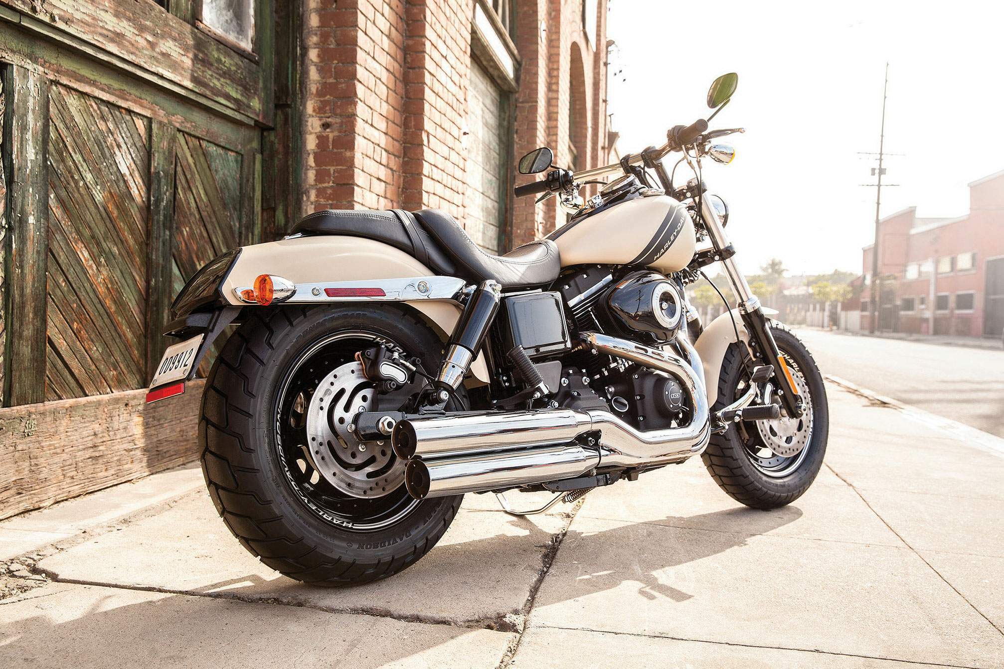 Harley Davidson Dyna Fat Bob For Sale Specifications, Price and Images