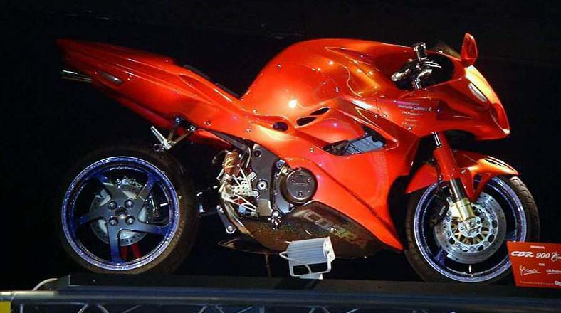 Honda CBR 900 Cobra 
Concept For Sale Specifications, Price and Images