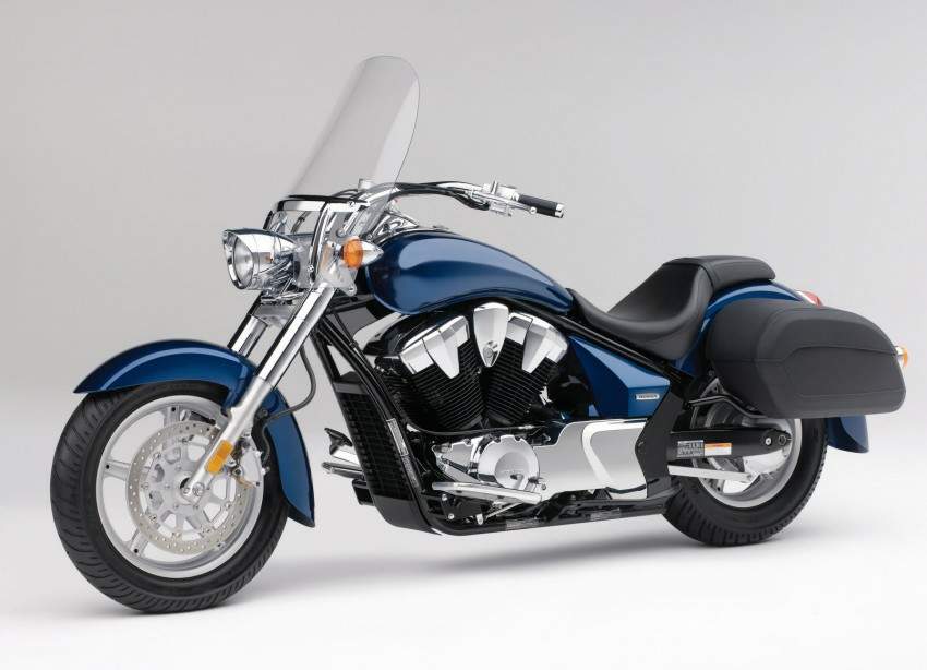 Honda VT 1300CT Interstate For Sale Specifications, Price and Images