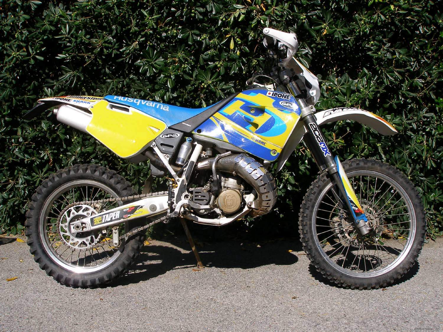 Husqvarna WR 250 For Sale Specifications, Price and Images