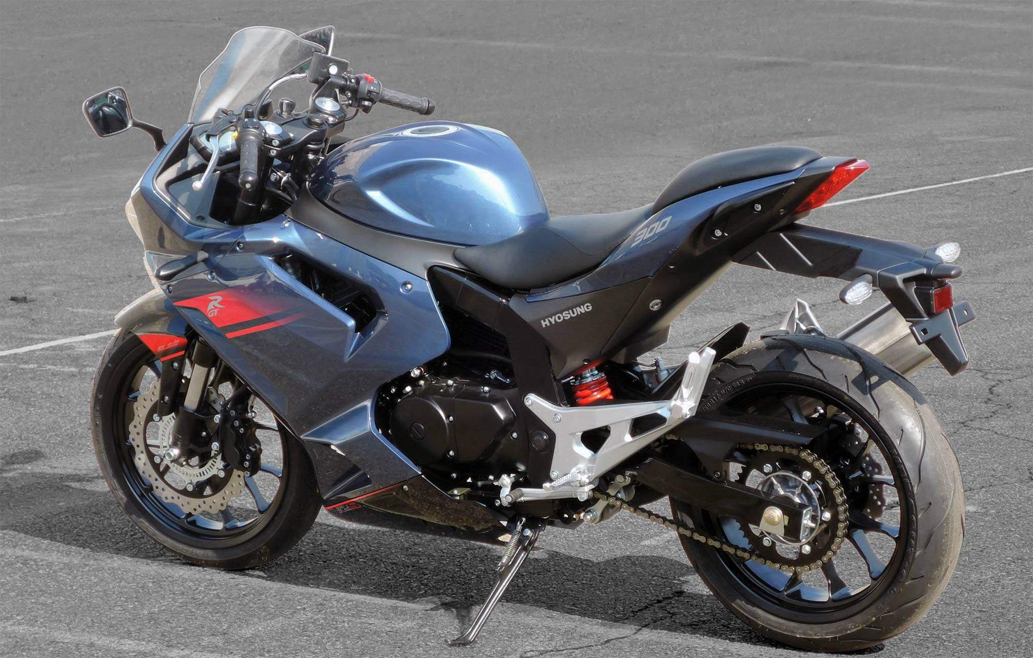 Hyosung GT300R Concept For Sale Specifications, Price and Images