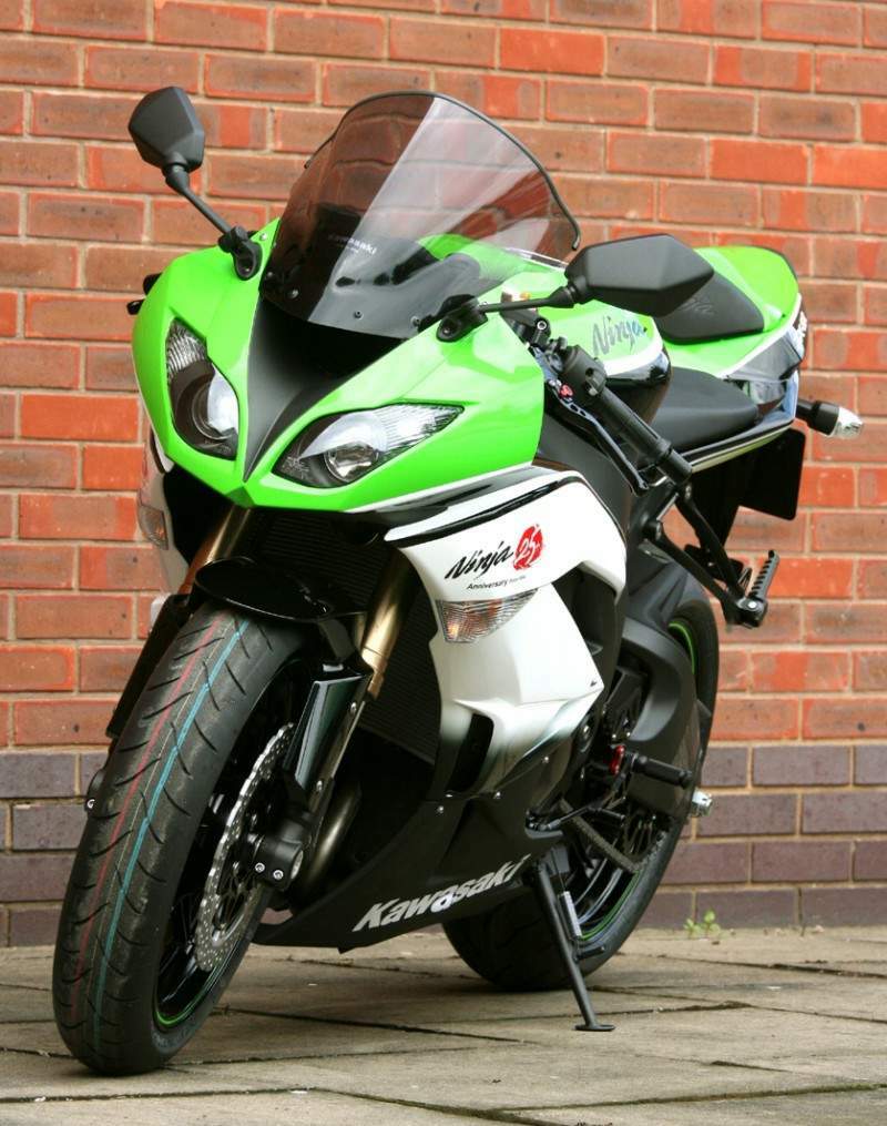 Kawasaki ZX-6R Ninja 25th 
Anniversary For Sale Specifications, Price and Images