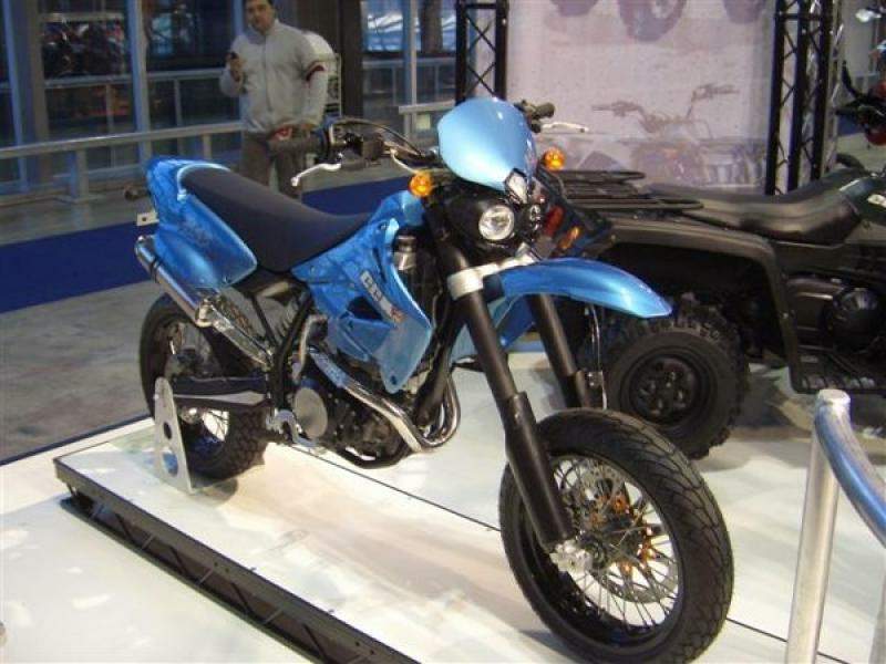 CCM R 45 For Sale Specifications, Price and Images