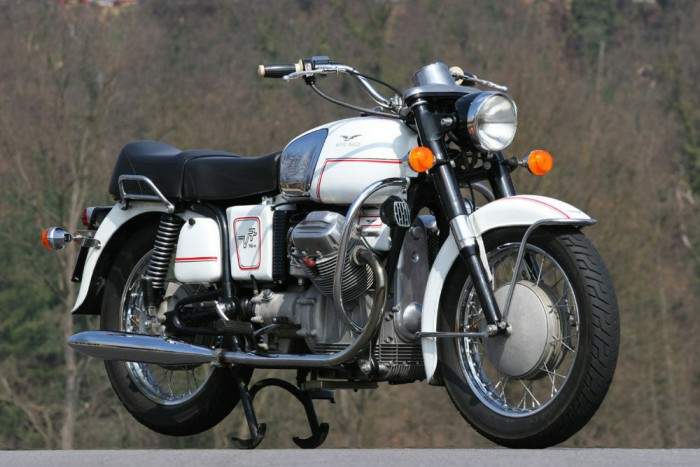 Moto Guzzi V 7 700 For Sale Specifications, Price and Images