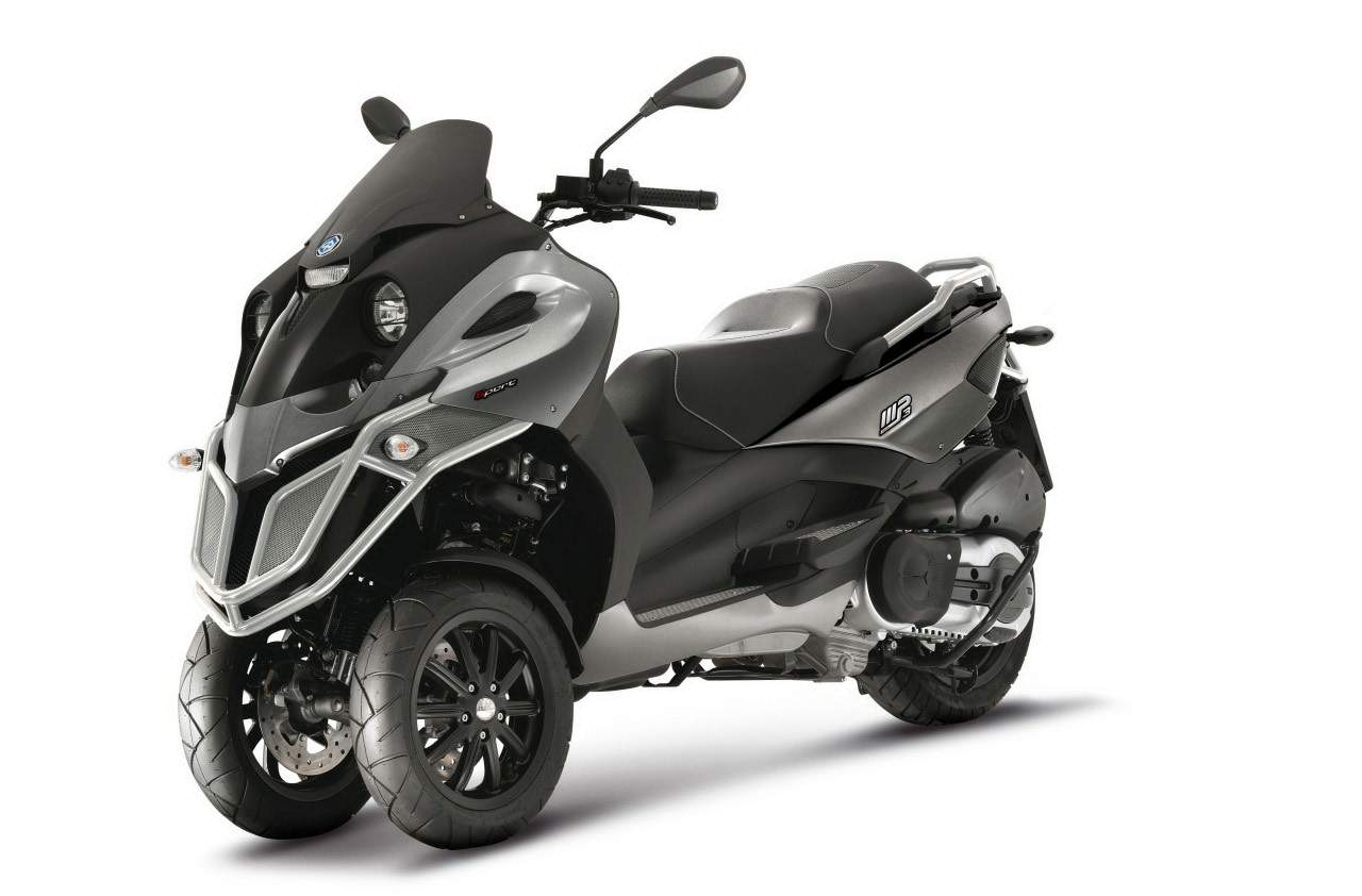 Piaggio MP3 125 For Sale Specifications, Price and Images