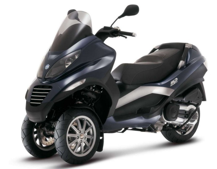 Piaggio MP3 400 For Sale Specifications, Price and Images