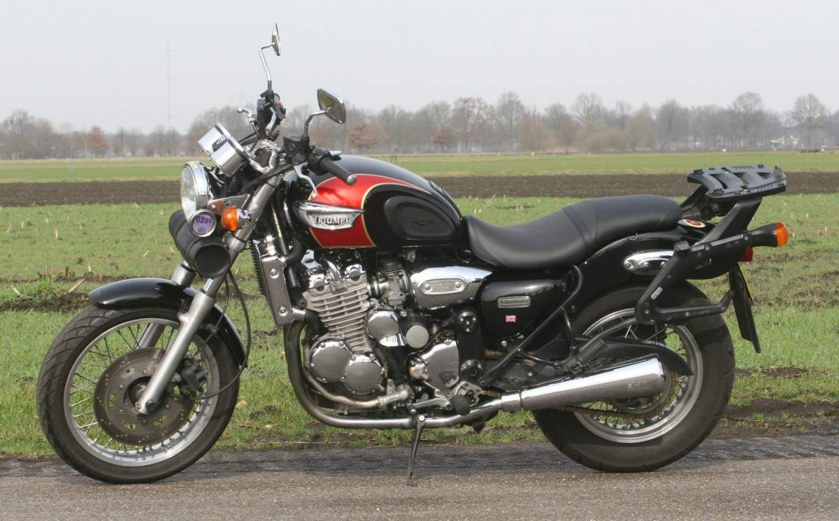 Triumph Adventure 900 Limited Edition For Sale Specifications, Price and Images