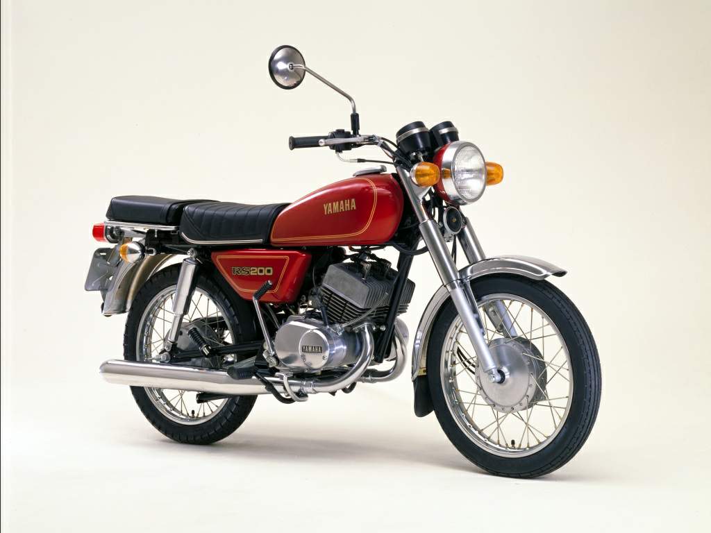 Yamaha RS 200 For Sale Specifications, Price and Images