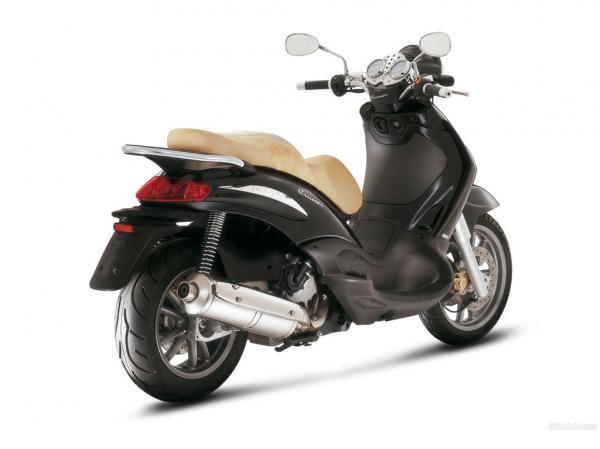 Piaggio BV 500 For Sale Specifications, Price and Images