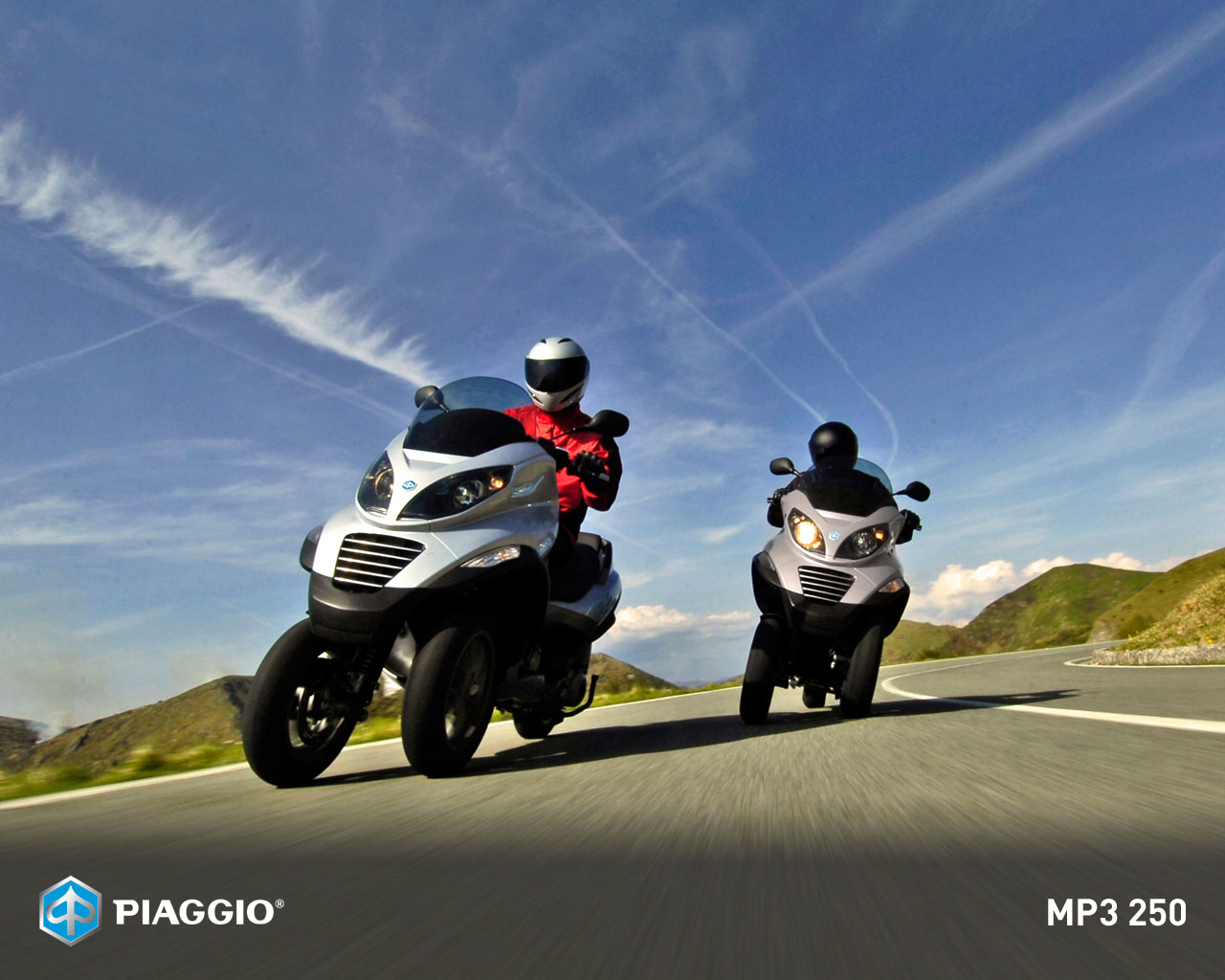 Piaggio MP3 LT 250 For Sale Specifications, Price and Images