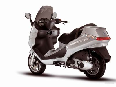 Piaggio X8 250 For Sale Specifications, Price and Images