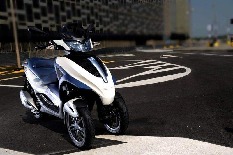 Piaggio MP3300 LT Yourban For Sale Specifications, Price and Images