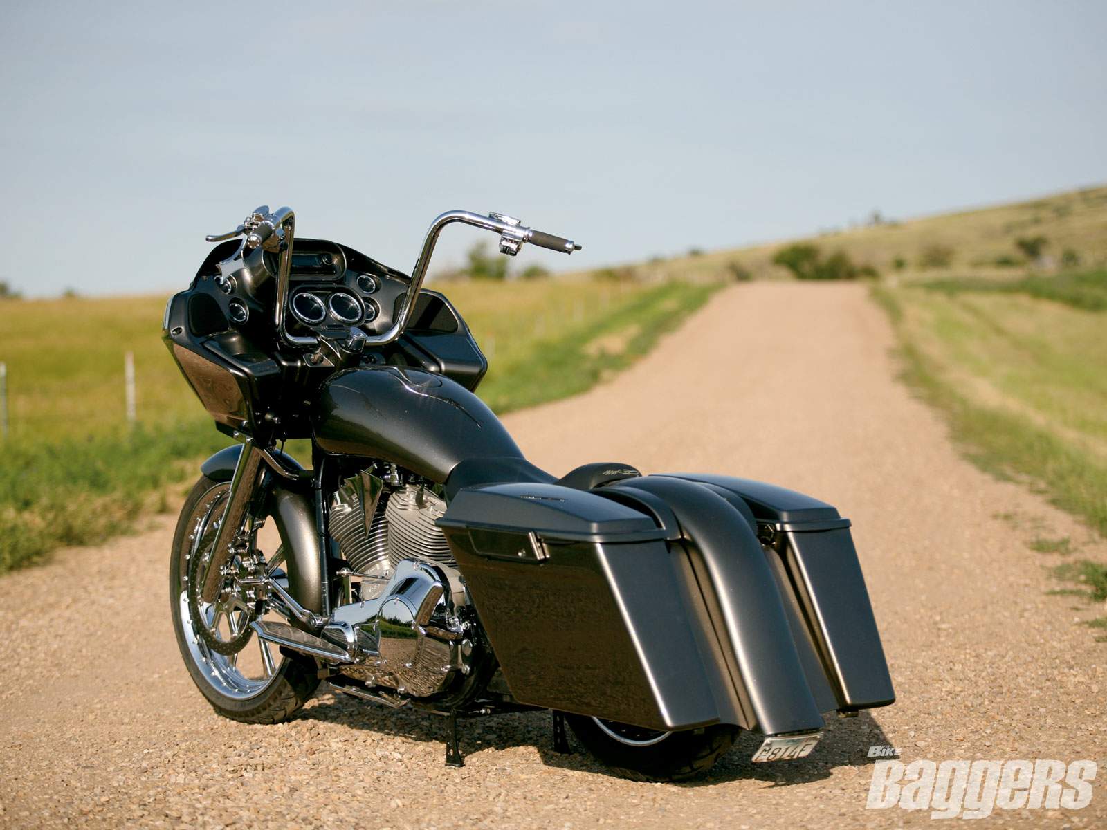 Harley Davidson FLTR Road Glide 
    95th Anniversary Edition For Sale Specifications, Price and Images