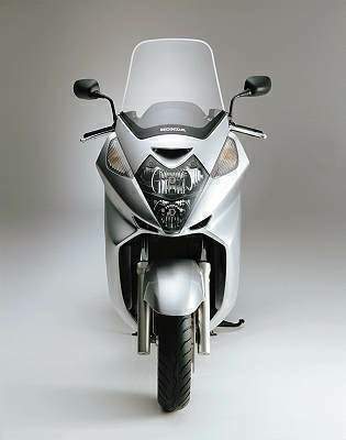 Honda FJS 600 Silver Wing For Sale Specifications, Price and Images