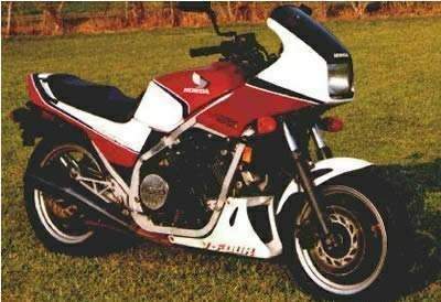 Honda VF 700F Interceptor For Sale Specifications, Price and Images