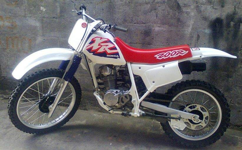 Honda XR 200R For Sale Specifications, Price and Images