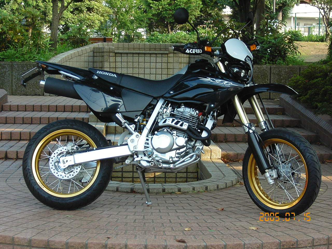 Honda XR 400 Motard For Sale Specifications, Price and Images