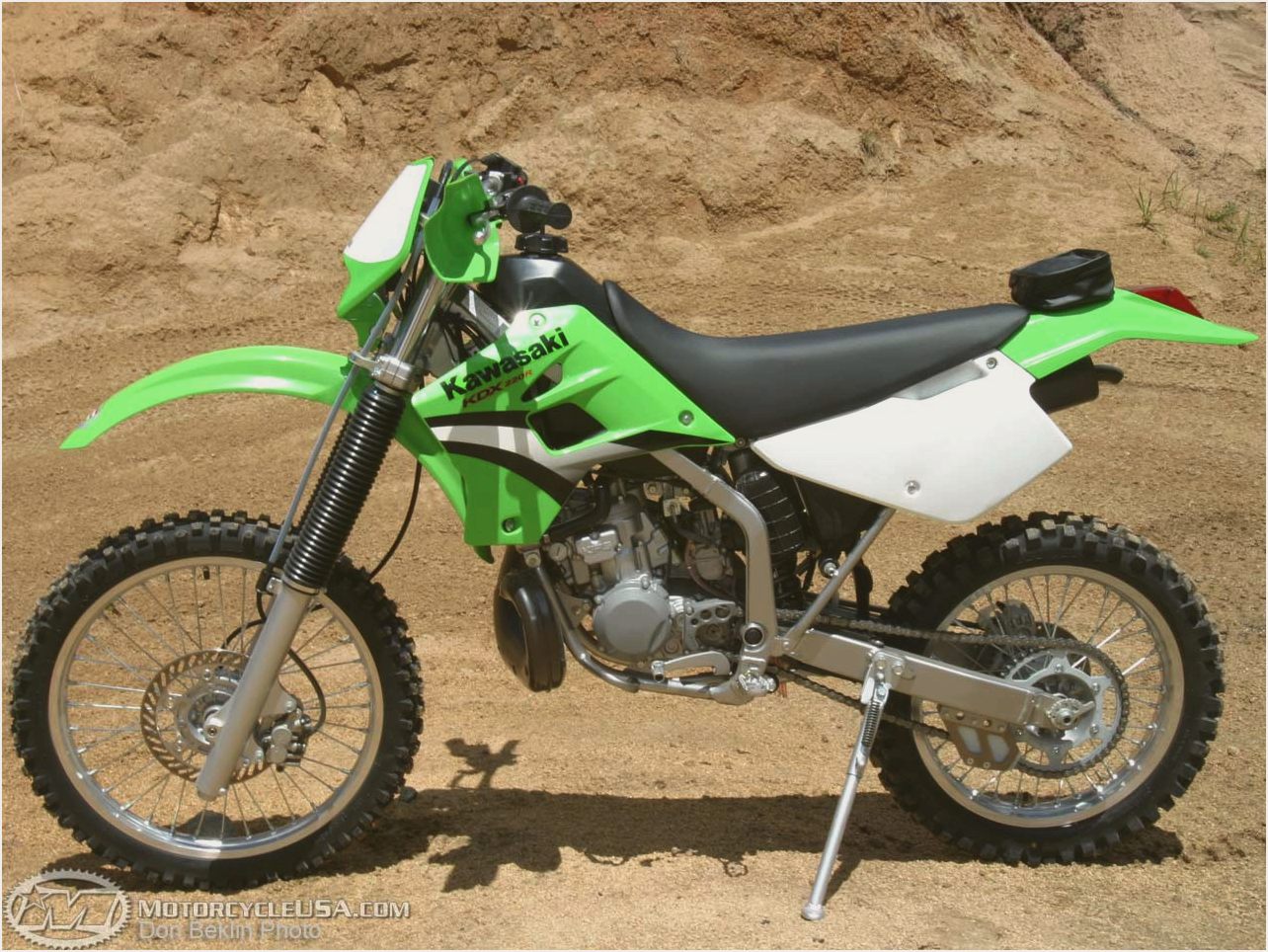 Kawasaki KDX 220R For Sale Specifications, Price and Images