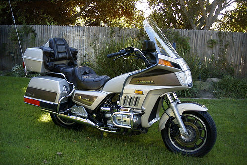 Gold Wing For Sale Specifications, Price and Images