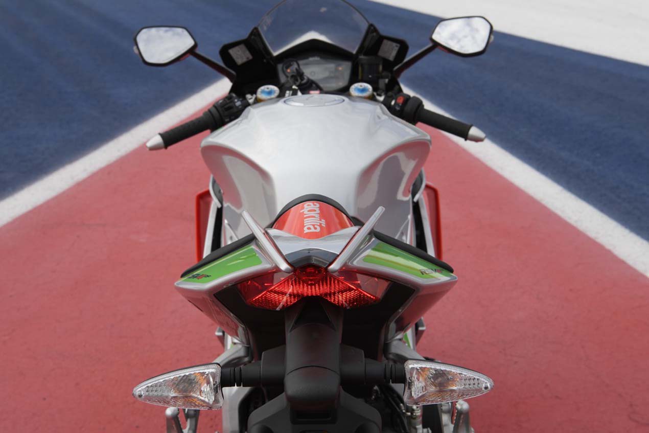 Aprilia RSV4 RF 
				LE For Sale Specifications, Price and Images