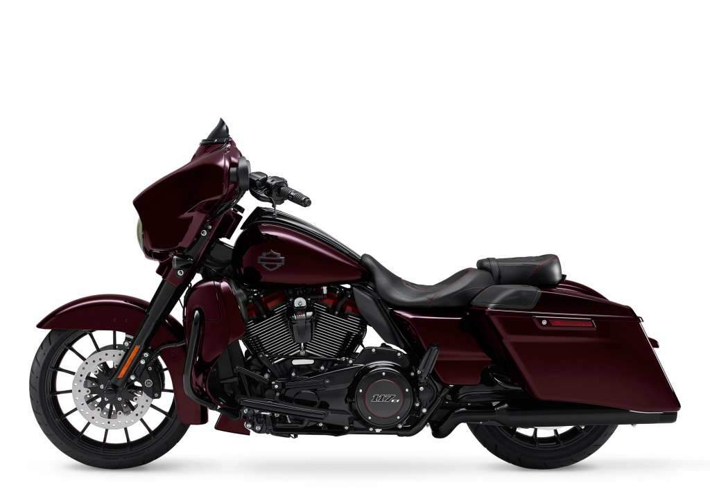 Harley 
    Davidson 
    CVO Street Glide For Sale Specifications, Price and Images