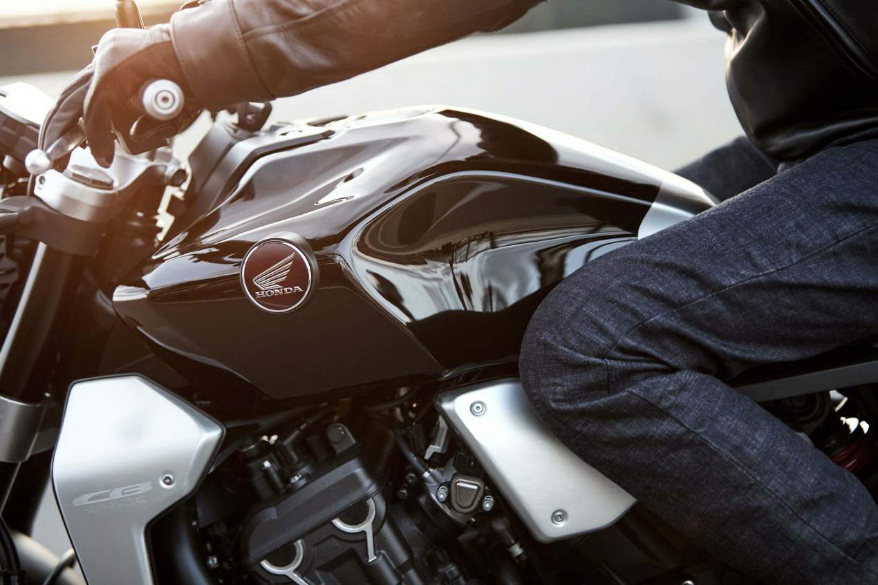 Honda CB 1000R For Sale Specifications, Price and Images