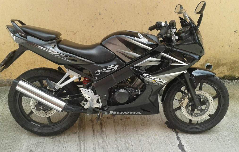 Honda CBR 150R For Sale Specifications, Price and Images