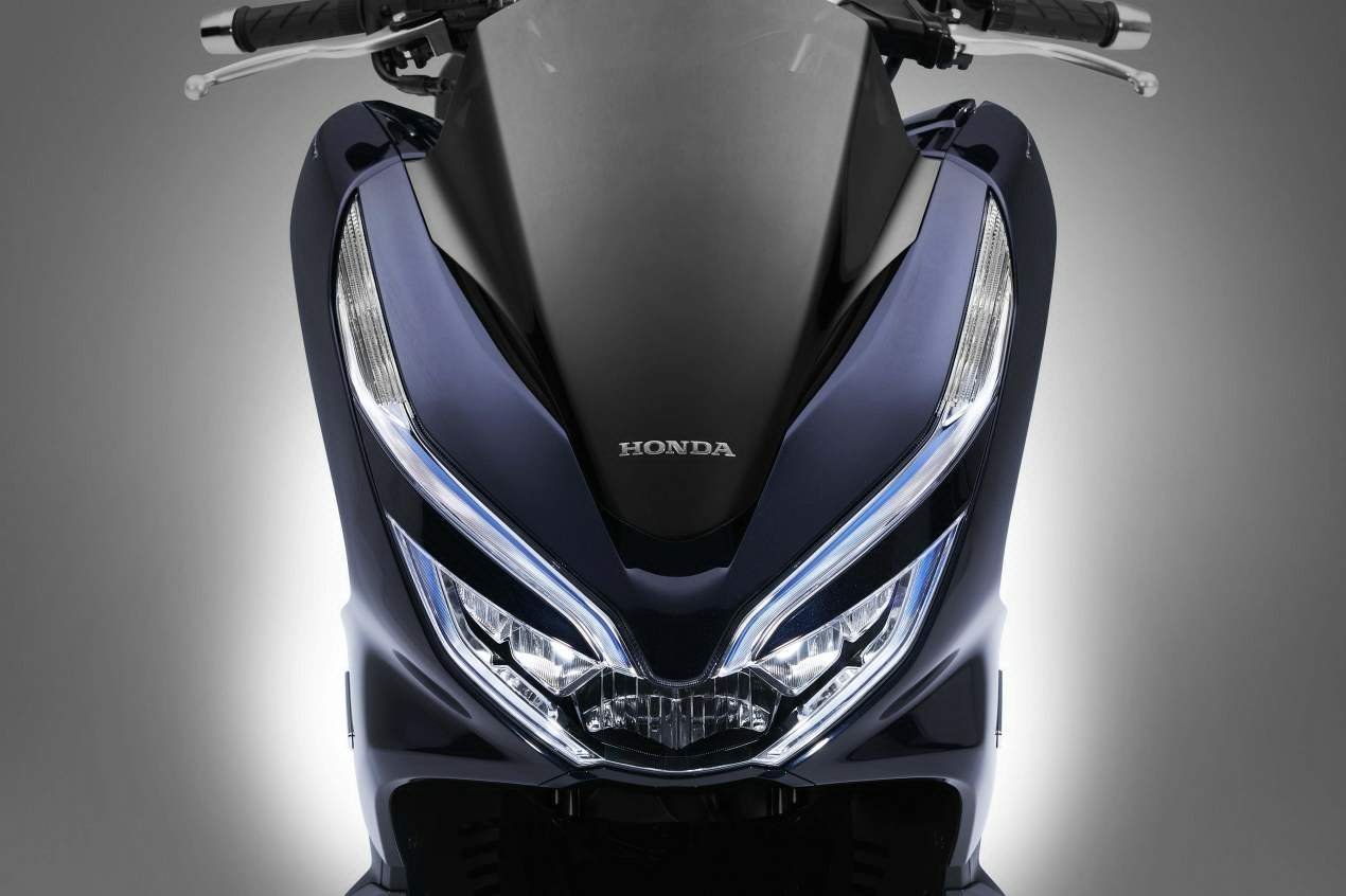 Honda PCX Hybrid For Sale Specifications, Price and Images