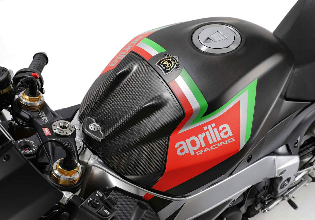 Aprilia RSV4 
				1100 Factory For Sale Specifications, Price and Images
