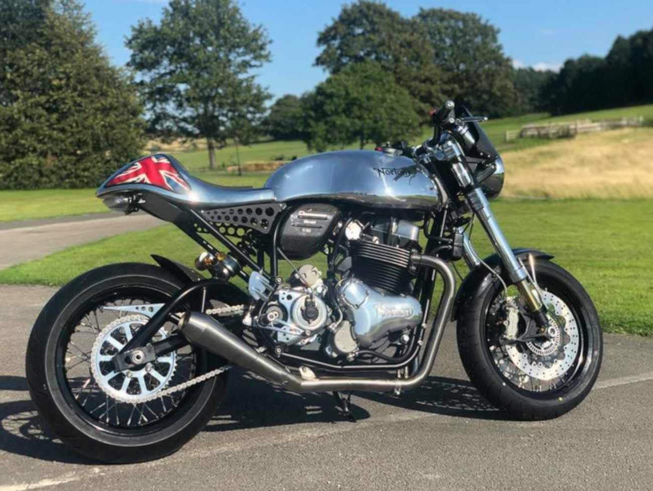 Norton Dominator 961 Street Limited Edition For Sale Specifications, Price and Images