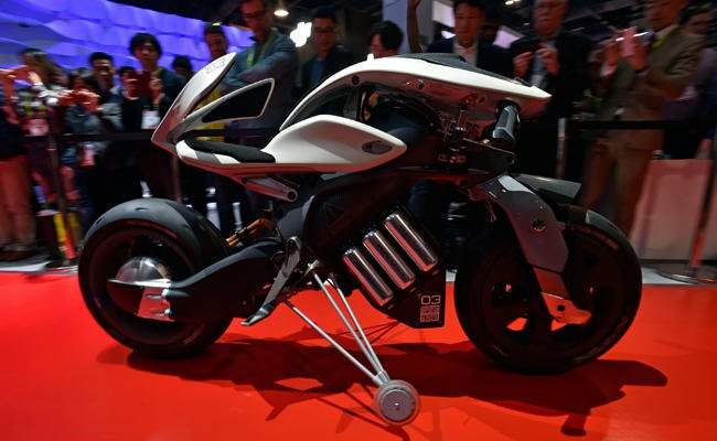 Yamaha MOTOROiD Concept For Sale Specifications, Price and Images