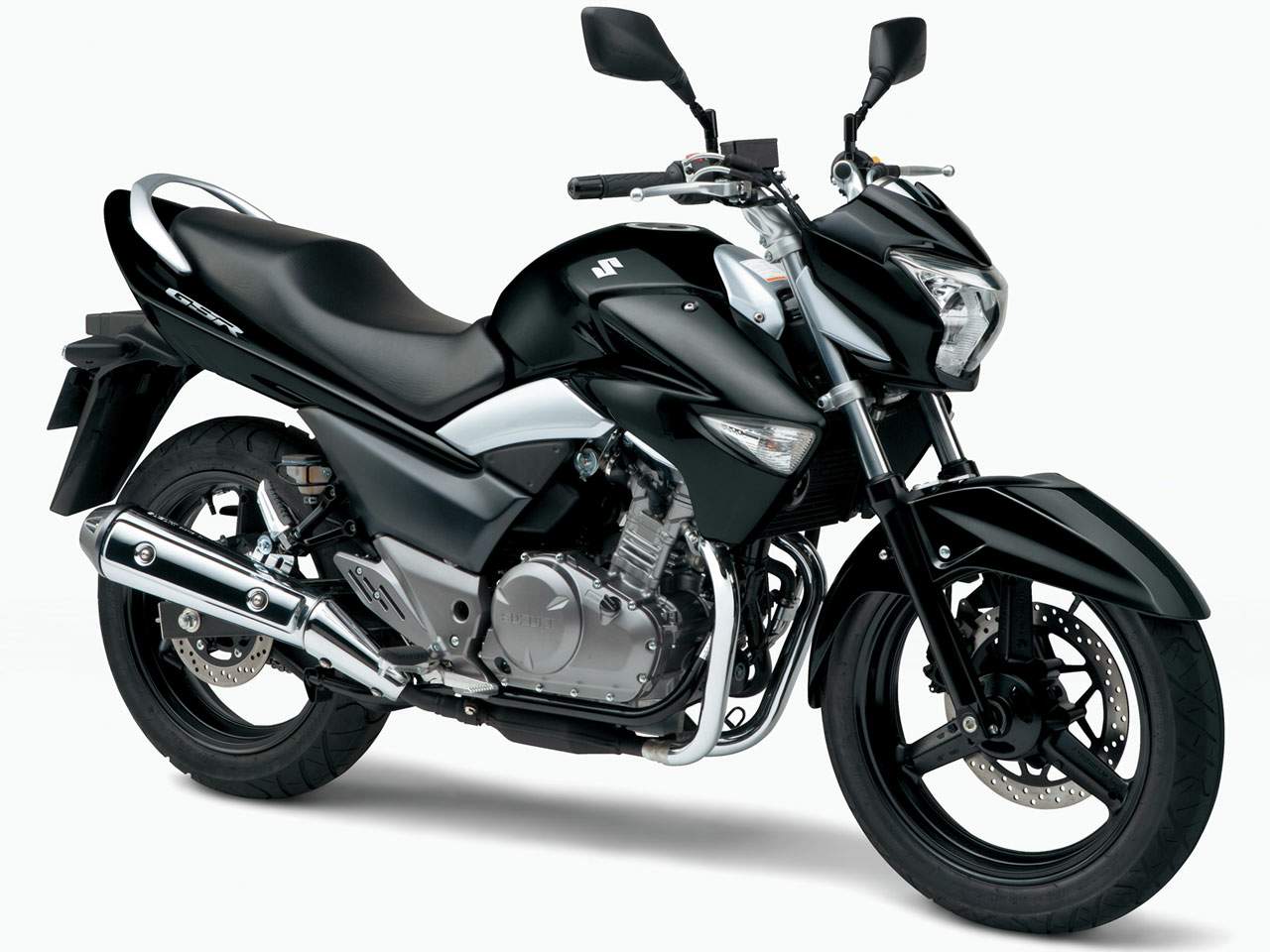 Suzuki GSR 250 For Sale Specifications, Price and Images