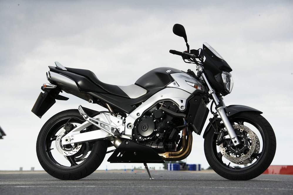 Suzuki GSR 600S For Sale Specifications, Price and Images