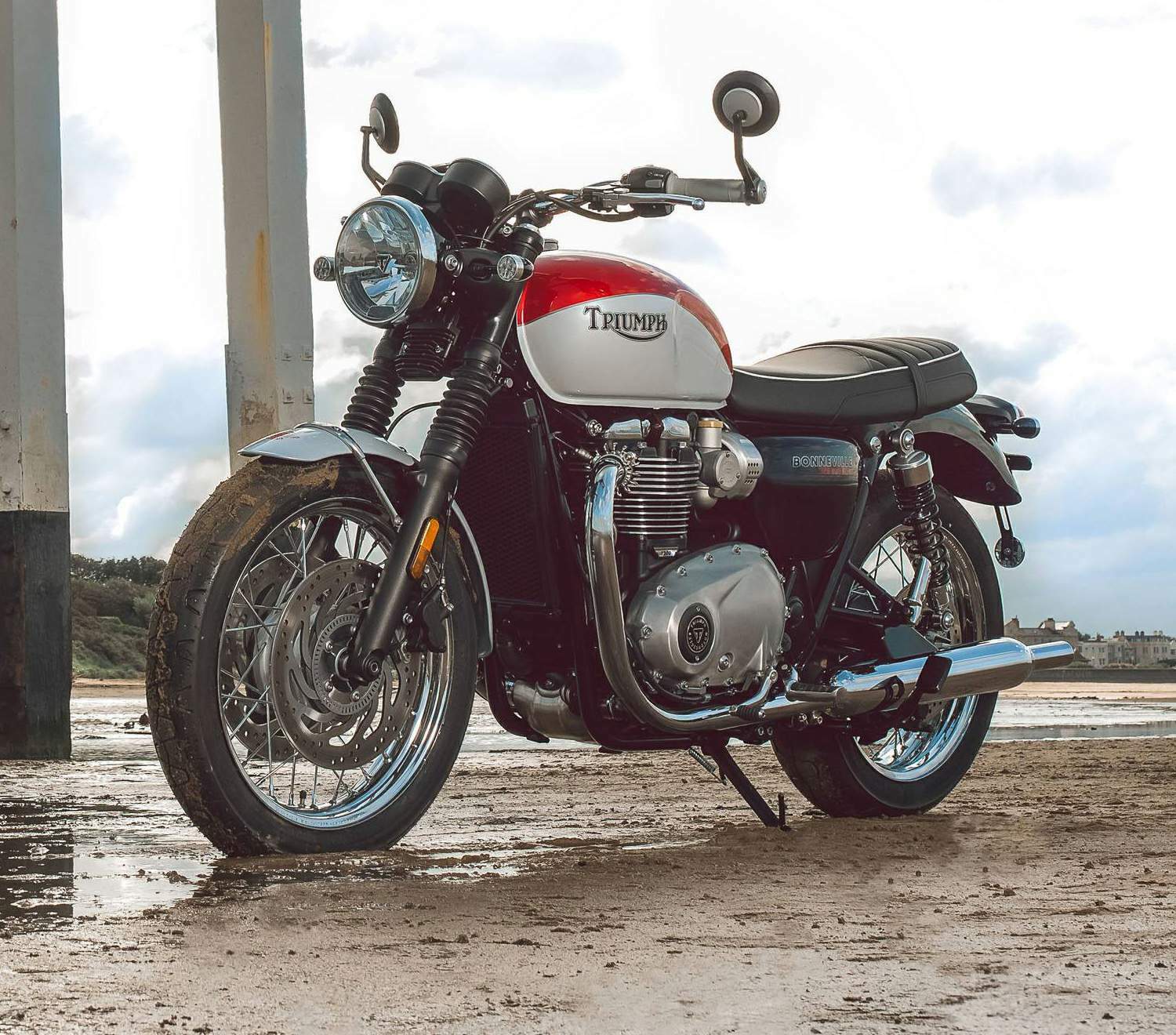 Triumph Bonneville T120 For Sale Specifications, Price and Images