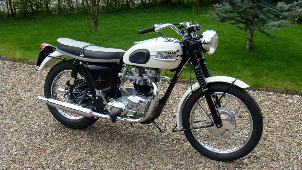 Triumph T120 Bonneville  For Sale Specifications, Price and Images