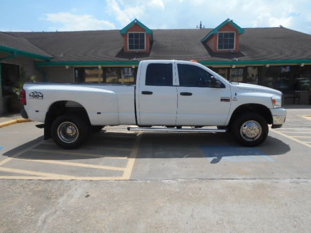  2009 Dodge Ram 3500 ST Quad Cab DRW For Sale Specifications, Price and Images