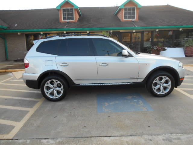  2010 BMW X3 xDrive30i For Sale Specifications, Price and Images
