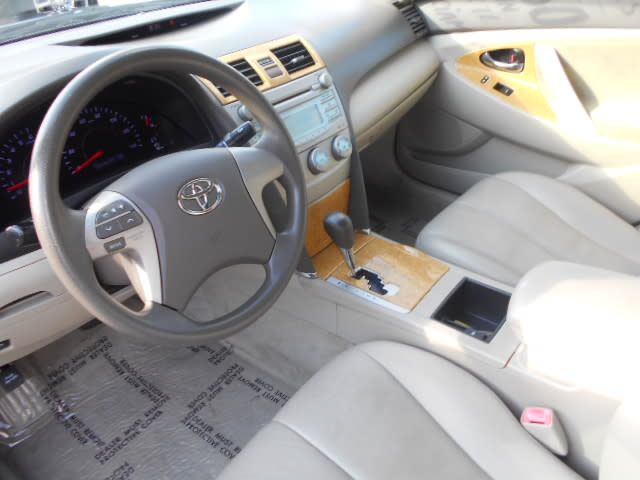  2011 Toyota Camry XLE For Sale Specifications, Price and Images
