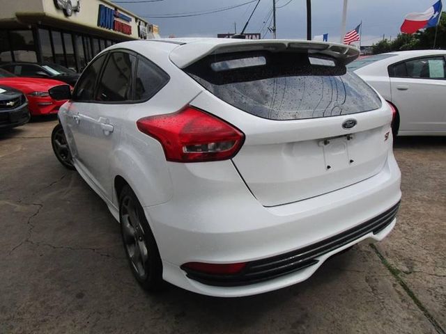  2017 Ford Focus ST Base For Sale Specifications, Price and Images