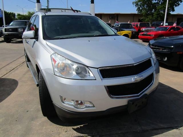  2010 Chevrolet Traverse LT For Sale Specifications, Price and Images