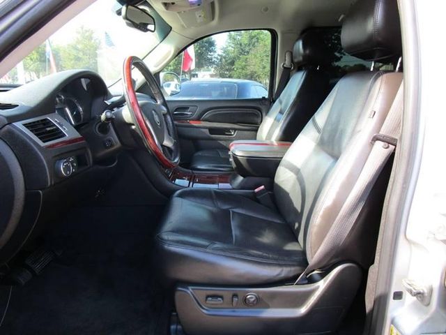  2010 Cadillac Escalade Base For Sale Specifications, Price and Images