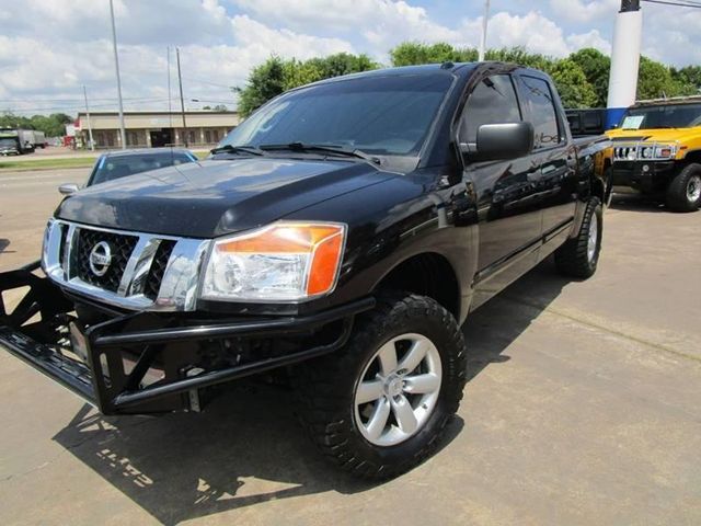  2014 Nissan Titan SV For Sale Specifications, Price and Images